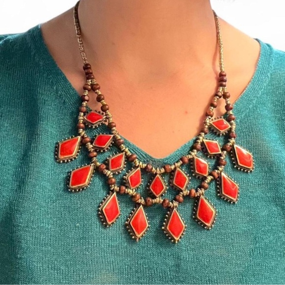 NWOT red enamel and beaded necklace